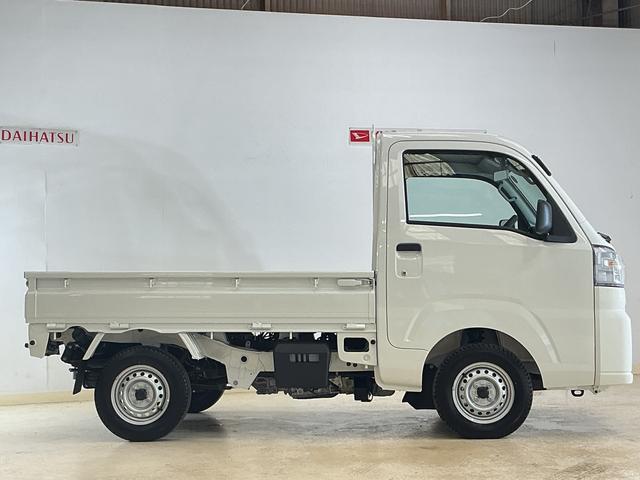 ハイゼットトラックスタンダード 切替式4WD ラジオデッキ 3方開 スマアシ切替式4WD ラジオデッキ 3方開 前後コーナーセンサー オートライト スペアキー有り アイドリングストップ 横滑り防止装置 スマアシ マニュアルエアコン 12V電源ソケット ヘッドライトレベライザー(京都府)の中古車