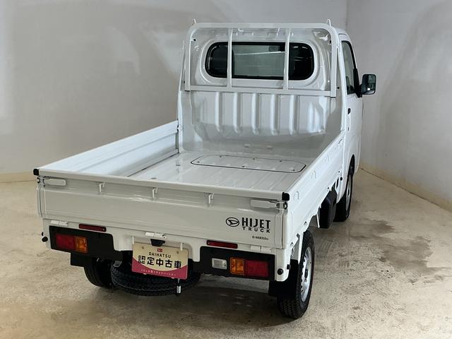 ハイゼットトラックスタンダード 切替式4WD ラジオデッキ 3方開 スマアシ切替式4WD ラジオデッキ 3方開 前後コーナーセンサー オートライト スペアキー有り アイドリングストップ 横滑り防止装置 スマアシ マニュアルエアコン 12V電源ソケット ヘッドライトレベライザー(京都府)の中古車