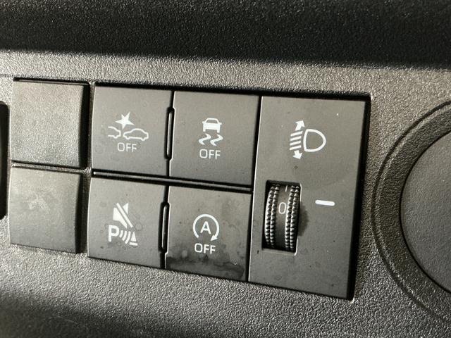 ハイゼットトラックスタンダード 切替式4WD ラジオデッキ 3方開 スマアシ切替式4WD ラジオデッキ 3方開 前後コーナーセンサー オートライト スペアキー有り アイドリングストップ 横滑り防止装置 スマアシ マニュアルエアコン 12V電源ソケット ヘッドライトレベライザー(京都府)の中古車