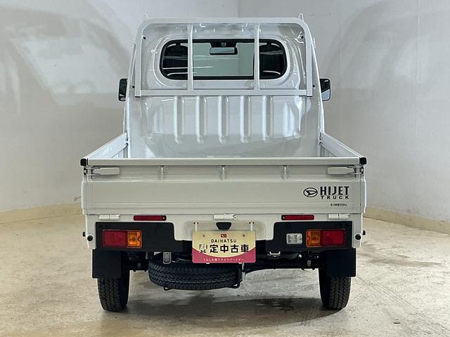 ハイゼットトラックスタンダード　切替式４ＷＤ　ラジオデッキ　３方開　スマアシ切替式４ＷＤ　ラジオデッキ　３方開　前後コーナーセンサー　スマートアシスト　オートライト　アイドリングストップ　横滑り防止装置　マニュアルエアコン　ヘッドライトレベライザー　１２Ｖ電源ソケット（京都府）の中古車