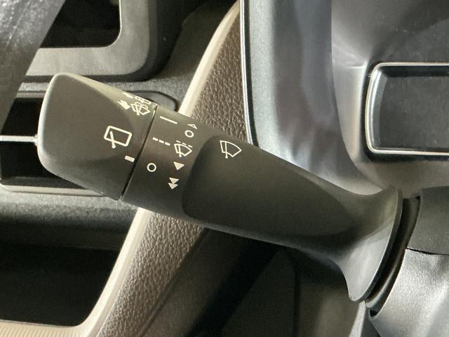 ムーヴX 片側電動スライドドア 前後コーナーセンサー スマアシ片側電動スライドドア 前後コーナーセンサー オートマチックハイビーム オートライト LEDヘッドライト スマートキー スペアキー有り アイドリングストップ 横滑り防止装置 スマアシ オートエアコン(京都府)の中古車