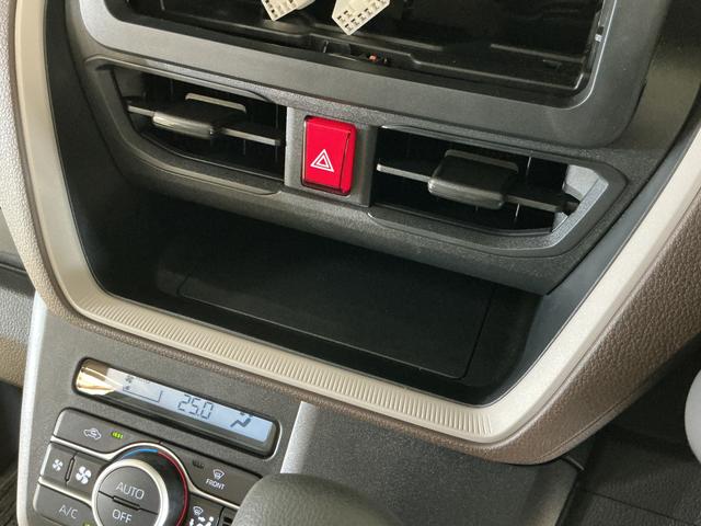 ムーヴX 片側電動スライドドア 前後コーナーセンサー スマアシ片側電動スライドドア 前後コーナーセンサー オートマチックハイビーム オートライト LEDヘッドライト スマートキー スペアキー有り アイドリングストップ 横滑り防止装置 スマアシ オートエアコン(京都府)の中古車