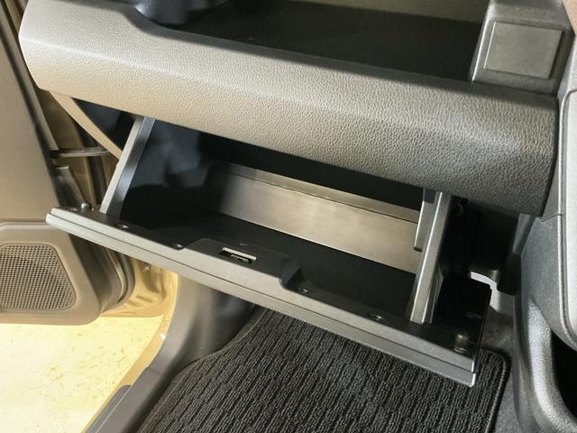 ムーヴX 片側電動スライドドア 前後コーナーセンサー スマアシ片側電動スライドドア 前後コーナーセンサー オートマチックハイビーム オートライト LEDヘッドライト スマートキー スペアキー有り アイドリングストップ 横滑り防止装置 スマアシ オートエアコン(京都府)の中古車