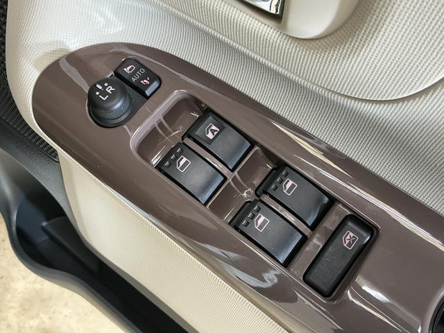 ムーヴキャンバスＸリミテッドメイクアップ　ＳＡIII　ワンオーナー　４ＷＤワンオーナー　４ＷＤ　ＣＤオーディオ　両側電動スライドドア　オートマチックハイビーム　オートライト　スマートキー　プッシュスタート　アイドリングストップ　横滑り防止装置　盗難防止装置　スマートアシスト（京都府）の中古車
