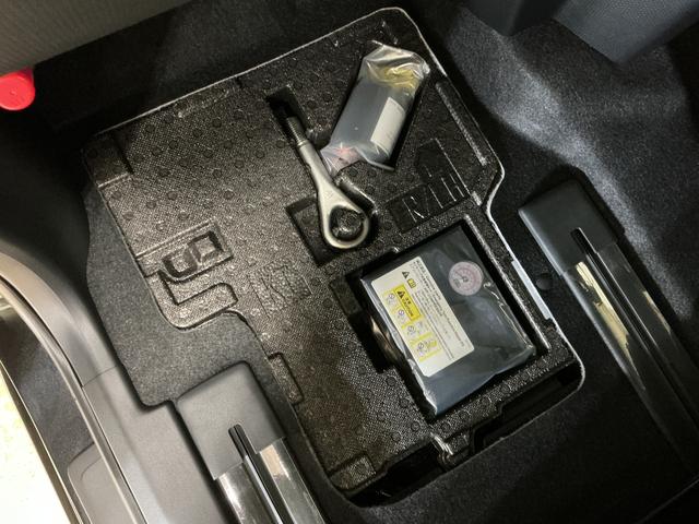 タントカスタムRSリミテッド 届出済み未使用車 ターボ ETC届出済み未使用車 ターボ 9インチディスプレイオーディオ バックカメラ ETC 両側電動スライドドア アダプティブクルーズコントロール シートヒーター 前後コーナーセンサー オートマチックハイビーム(京都府)の中古車