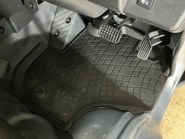 ハイゼットトラックジャンボエクストラ　ワンオーナー　切替式４ＷＤ　バックカメラワンオーナー　切替式４ＷＤ　ディスプレイオーディオ　バックカメラ　３方開　荷台作業灯　コーナーセンサー　オートマチックハイビーム　ＬＥＤヘッドライト　オートライト　スマートキー　スマアシ　ラバーマット（京都府）の中古車