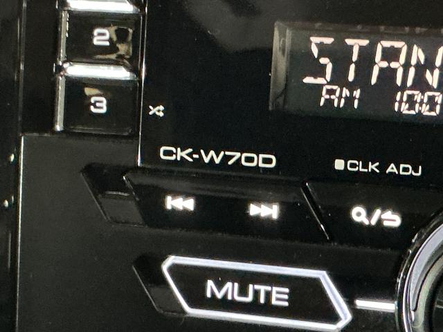 ハイゼットカーゴクルーズターボ　切替式４ＷＤ　ＣＤオーディオ　オートライトターボ　切替式４ＷＤ　ＣＤオーディオ　前後コーナーセンサー　オートマチックハイビーム　オートライト　ＬＥＤヘッドライト　スマートキー　プッシュスタート　ドアバイザー　スマートアシスト　横滑り防止装置（京都府）の中古車