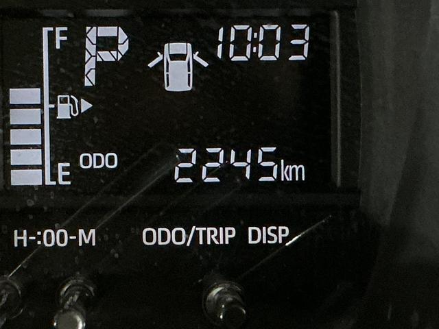 ハイゼットカーゴクルーズターボ　切替式４ＷＤ　ＣＤオーディオ　オートライトターボ　切替式４ＷＤ　ＣＤオーディオ　前後コーナーセンサー　オートマチックハイビーム　オートライト　ＬＥＤヘッドライト　スマートキー　プッシュスタート　ドアバイザー　スマートアシスト　横滑り防止装置（京都府）の中古車