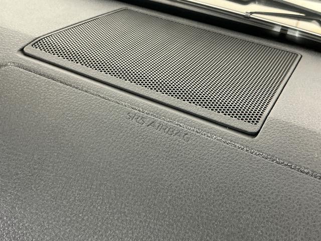 ハイゼットトラックジャンボエクストラ　届出済未使用車　切替式４ＷＤ　荷台作業灯届出済み未使用車　切替式４ＷＤ　３方開　荷台作業灯　前後コーナーセンサー　オートマチックハイビーム　ＬＥＤヘッドライト　オートライト　フォグライト　スマートキー　スマートアシスト　プッシュスタート（京都府）の中古車