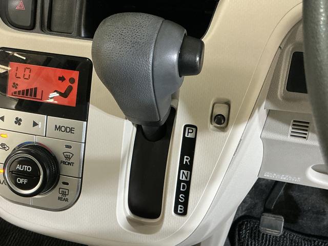 ムーヴＸ　ＳＡ　ワンオーナー　ナビ　バックカメラ　ＥＴＣ　ワンセグワンオーナー　ナビ　バックカメラ　ＥＴＣ　ワンセグＴＶ　オートライト　プッシュスタート　スマートキー　スマアシ　ドアバイザー　横滑り防止装置　アイドリングストップ　１４インチ純正アルミホイール（京都府）の中古車