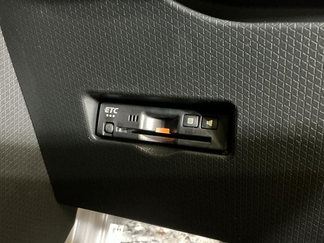 タントファンクロスリミテッド　展示車　バックカメラ　ＥＴＣ　ＵＳＢ展示車　９インチディスプレイオーディオ　バックカメラ　ＥＴＣ　両側パワースライドドア　シートヒーター　アダプティブクルーズコントロール　電動パーキングブレーキ　コーナーセンサー　オートハイビーム（京都府）の中古車