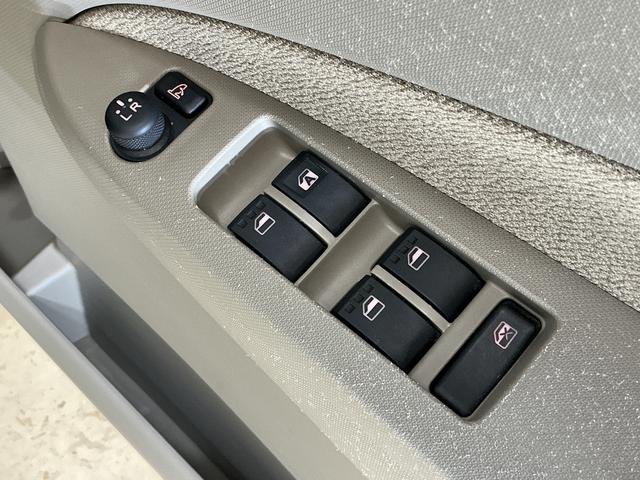 ムーヴＸ　ＳＡ　１オーナー　ナビ　バックカメラ　Ｂｌｕｅｔｏｏｔｈワンオーナー　ナビ　バックカメラ　Ｂｌｕｅｔｏｏｔｈ　ＤＶＤ再生　フルセグＴＶ　オートライト　ドアバイザー　プッシュスタート　スマートキー　スマアシ　アイドリングストップ　１４インチ純正アルミホイール（京都府）の中古車
