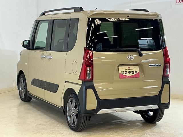 タントファンクロスターボリミテッド　届出済未使用車　ＥＴＣ届出済未使用車　スマートアシスト　９インチディスプレイオーディオ　フルセグチューナー　ブルートゥース対応　両側リヤパワースライドドア　プッシュボタンエンジンスタート　バックカメラ　ＬＥＤヘッドライト（京都府）の中古車
