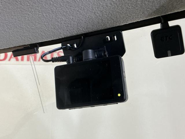 スペーシアカスタム 中古車 ハイブリッドＧＳ　ワンオーナー　ナビ　バックカメラ　ドラレコワンオーナー　ナビ　バックカメラ　ドラレコ　ＥＴＣ　片側パワースライドドア　運転席シートヒーター　リアコーナーセンサー　Ｂｌｕｅｔｏｏｔｈ　ＤＶＤ再生　フルセグＴＶ　スマートキー　横滑り防止装置