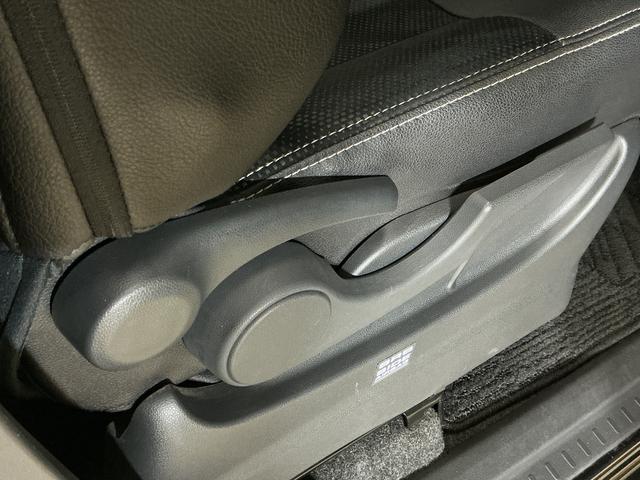 タントカスタムRS トップエディションSAIII ワンオーナーワンオーナー ナビ バックカメラ ETC 両側パワースライドドア 運転席シートヒーター リヤコーナーセンサー オートハイビーム Bluetooth USB接続 DVD再生 フルセグTV 車内キャリア(京都府)の中古車