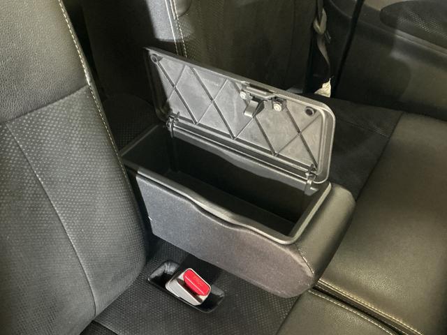 タントカスタムRS トップエディションSAIII ワンオーナーワンオーナー ナビ バックカメラ ETC 両側パワースライドドア 運転席シートヒーター リヤコーナーセンサー オートハイビーム Bluetooth USB接続 DVD再生 フルセグTV 車内キャリア(京都府)の中古車