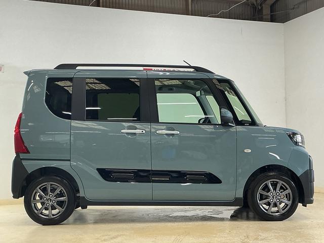 タントファンクロスリミテッド　届出済未使用車　バックカメラ　ＥＴＣ届出済み未使用車　９型ディスプレイオーディオ　バックカメラ　ＥＴＣ　両側パワースライドドア　アダプティブクルーズコントロール　シートヒーター　コーナーセンサー　電動パーキングブレーキ　オートハイビーム（京都府）の中古車