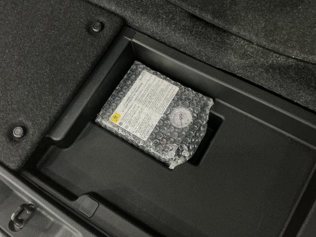 シエンタハイブリッド G セーフティーエディションII ナビ ETCナビ バックカメラ ETC ドライブレコーダー プッシュボタンエンジンスタート ホイールキャップ ブルートゥース対応 フルセグチューナー 両側リヤパワースライドドア クルーズコントロール オートライト(京都府)の中古車