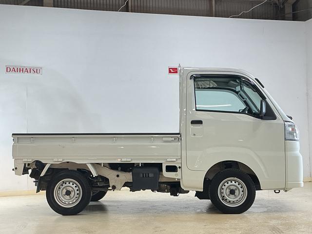 ハイゼットトラックスタンダード　ワンオーナー　４ＷＤ　５速ＭＴ車　ラジオデッキワンオーナー　４ＷＤ　５速ＭＴ車　ラジオデッキ　３方開　コーナーセンサー　ドアバイザー　ラバーマット　横滑り防止装置　アイドリングストップ　オートハイビーム　オートライト　スマアシ　マニュアルエアコン（京都府）の中古車