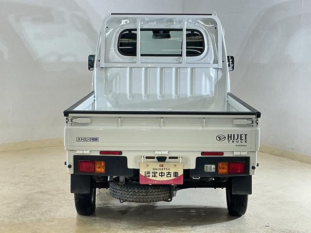 ハイゼットトラックスタンダード　ワンオーナー　４ＷＤ　５速ＭＴ車　ラジオデッキワンオーナー　４ＷＤ　５速ＭＴ車　ラジオデッキ　３方開　コーナーセンサー　ドアバイザー　ラバーマット　横滑り防止装置　アイドリングストップ　オートハイビーム　オートライト　スマアシ　マニュアルエアコン（京都府）の中古車