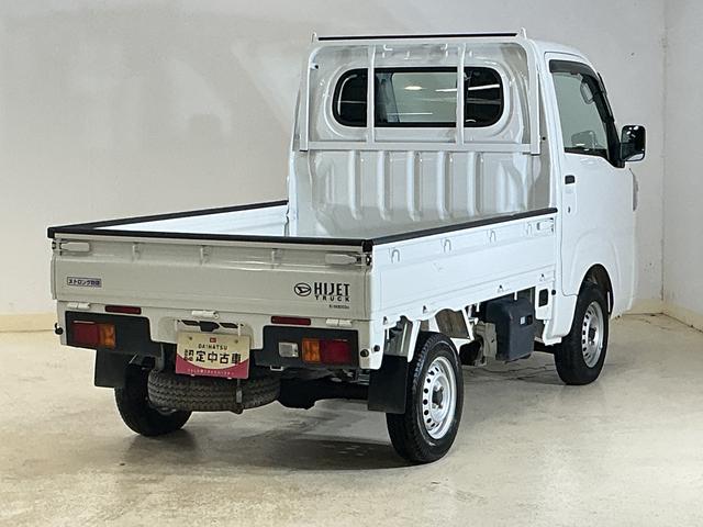 ハイゼットトラックスタンダード　ワンオーナー　４ＷＤ　５速ＭＴ車　ラジオデッキワンオーナー　４ＷＤ　５速ＭＴ車　ラジオデッキ　３方開　コーナーセンサー　ドアバイザー　ラバーマット　横滑り防止装置　アイドリングストップ　オートハイビーム　オートライト　スマアシ　マニュアルエアコン（京都府）の中古車