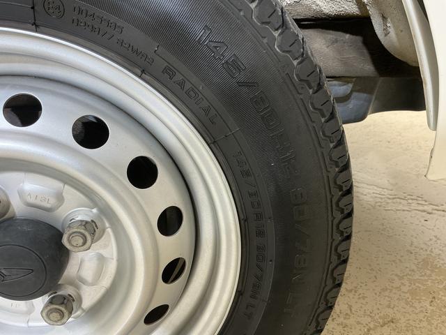 ハイゼットトラックスタンダード　ワンオーナー　４ＷＤ　５速ＭＴ車　ラジオデッキワンオーナー　４ＷＤ　５速ＭＴ車　ラジオデッキ　３方開　コーナーセンサー　ドアバイザー　ラバーマット　横滑り防止装置　アイドリングストップ　オートハイビーム　オートライト　スマアシ　マニュアルエアコン（京都府）の中古車