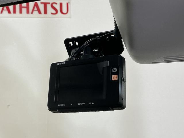 タント 中古車 カスタムＲＳ　ＳＡＩＩ　ナビ　前後ドラレコ　ＤＶＤ　スマアシナビ　前後ドライブレコーダー　両側パワースライドドア　１５インチ純正アルミホイール　ＤＶＤ再生　ワンセグＴＶ　ＬＥＤヘッドライト　オートライト　スマートキー　スマアシ　フォグライト　プッシュスタート