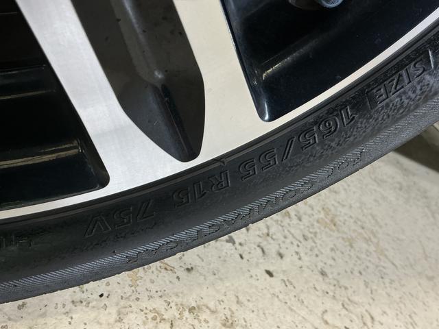 タントカスタムＲＳ　ＳＡII　ナビ　前後ドラレコ　ＤＶＤ　スマアシナビ　前後ドライブレコーダー　両側パワースライドドア　１５インチ純正アルミホイール　ＤＶＤ再生　ワンセグＴＶ　ＬＥＤヘッドライト　オートライト　スマートキー　スマアシ　フォグライト　プッシュスタート（京都府）の中古車