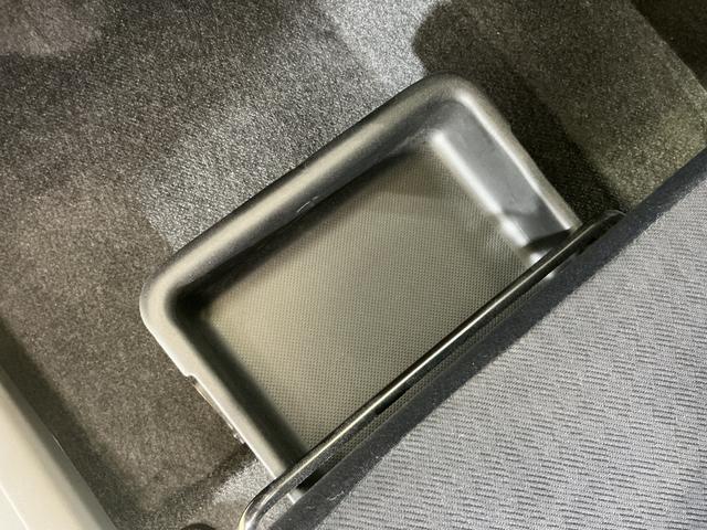 ムーヴメモリアルエディション　ＣＤオーディオ　スマートキーＣＤオーディオ　スマートキー　ドアバイザー　ウインカーミラー　ヘッドライトレベライザー　電動格納ドアミラー　１２Ｖ電源ソケット　マニュアルエアコン　盗難防止装置（京都府）の中古車