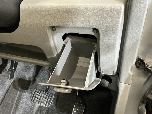 ムーヴメモリアルエディション　ＣＤオーディオ　スマートキーＣＤオーディオ　スマートキー　ドアバイザー　ウインカーミラー　ヘッドライトレベライザー　電動格納ドアミラー　１２Ｖ電源ソケット　マニュアルエアコン　盗難防止装置（京都府）の中古車