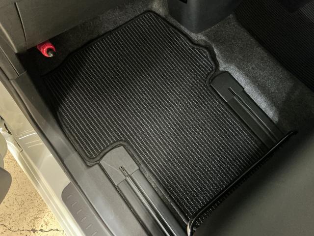 タントカスタムＸ　トップエディションリミテッドＳＡIII　ナビワンオーナー　ナビ　パノラマモニター　前後ドラレコ　ＥＴＣ　両側パワースライドドア　運転席シートヒーター　オートハイビーム　リヤコーナーセンサー　Ｂｌｕｅｔｏｏｔｈ　１４インチ純正アルミホイール（京都府）の中古車
