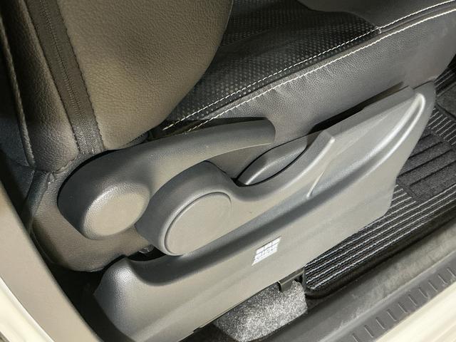 タントカスタムＸ　トップエディションリミテッドＳＡIII　ナビワンオーナー　ナビ　パノラマモニター　前後ドラレコ　ＥＴＣ　両側パワースライドドア　運転席シートヒーター　オートハイビーム　リヤコーナーセンサー　Ｂｌｕｅｔｏｏｔｈ　１４インチ純正アルミホイール（京都府）の中古車
