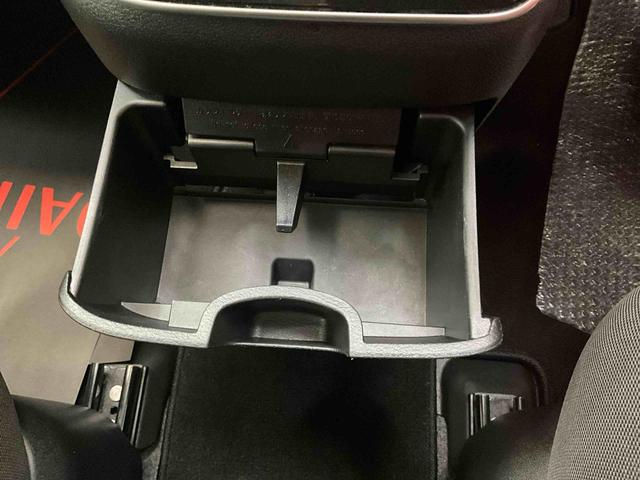 セレナハイウェイスターV ナビ バックカメラ ETC ドラレコナビ バックカメラ ブルートゥース対応 ドライブレコーダー 両側リヤパワースライドドア クルーズコントロール オートエアコン プッシュボタンエンジンスタート アルミホイール オートライト フォグランプ(京都府)の中古車