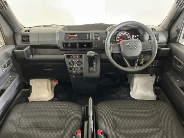 ハイゼットカーゴ 中古車 ＤＸ　届出済み未使用車　電子制御式４ＷＤ　ＣＶＴ車　ラジオ届出済み未使用車　電子制御式４ＷＤ　ＣＶＴ車　ラジオデッキ　コーナーセンサー　オートハイビーム　キーレスエントリー　オートライト　スペアキー有り　スマートアシスト　アイドリングストップ　横滑り防止装置