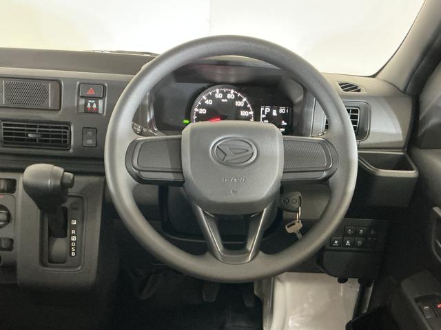 ハイゼットカーゴＤＸ　届出済み未使用車　電子制御式４ＷＤ　ＣＶＴ車　ラジオ届出済み未使用車　電子制御式４ＷＤ　ＣＶＴ車　ラジオデッキ　コーナーセンサー　オートハイビーム　キーレスエントリー　オートライト　スペアキー有り　スマートアシスト　アイドリングストップ　横滑り防止装置（京都府）の中古車
