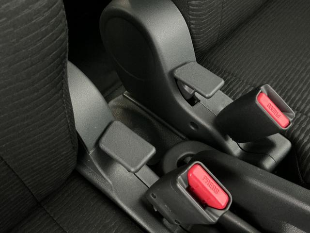 ハイゼットカーゴＤＸ　届出済み未使用車　電子制御式４ＷＤ　ＣＶＴ車　ラジオ届出済み未使用車　電子制御式４ＷＤ　ＣＶＴ車　ラジオデッキ　コーナーセンサー　オートハイビーム　キーレスエントリー　オートライト　スペアキー有り　スマートアシスト　アイドリングストップ　横滑り防止装置（京都府）の中古車