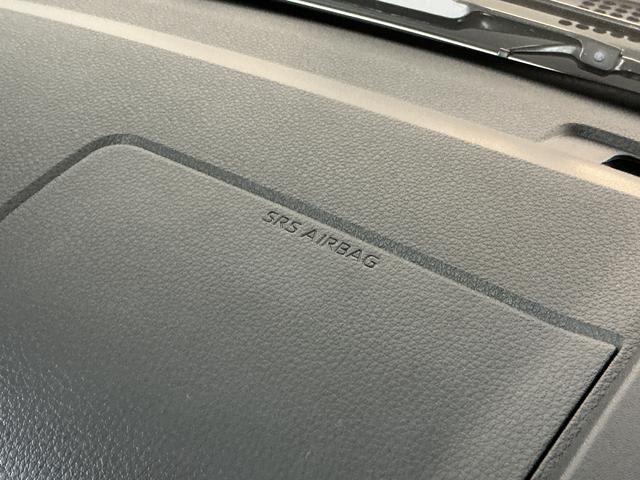 ハイゼットカーゴＤＸ　届出済み未使用車　電子制御式４ＷＤ　ＣＶＴ車　ラジオ届出済み未使用車　電子制御式４ＷＤ　ＣＶＴ車　ラジオデッキ　コーナーセンサー　オートハイビーム　キーレスエントリー　オートライト　スペアキー有り　スマートアシスト　アイドリングストップ　横滑り防止装置（京都府）の中古車