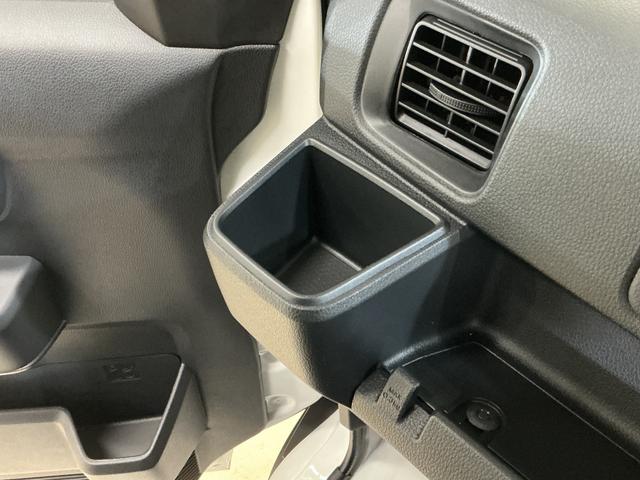 ハイゼットカーゴＤＸ　届出済未使用車　４ＷＤ　スマートアシスト　キーレス届出済未使用車　４ＷＤ　スマートアシスト　キーレスリモコン　スチールホイール　マニュアルエアコン　フロントパワーウインド　コーナーセンサー　オートライト　ＡＭ／ＦＭチューナー　オートハイビーム　ＡＢＳ（京都府）の中古車