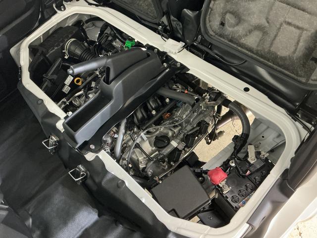 ハイゼットカーゴＤＸ　届出済未使用車　４ＷＤ　スマートアシスト　キーレス届出済未使用車　４ＷＤ　スマートアシスト　キーレスリモコン　スチールホイール　マニュアルエアコン　フロントパワーウインド　コーナーセンサー　オートライト　ＡＭ／ＦＭチューナー　オートハイビーム　ＡＢＳ（京都府）の中古車