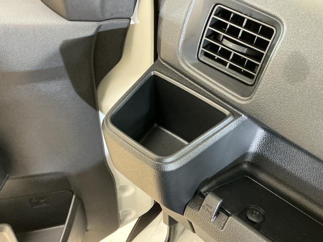 ハイゼットカーゴDX 届出済み未使用車 電子制御式4WD CVT車 ラジオ届出済み未使用車 電子制御式4WD CVT車 ラジオデッキ コーナーセンサー オートハイビーム オートライト キーレスエントリー スペアキー有り 横滑り防止装置 スマートアシスト アイドリングストップ(京都府)の中古車