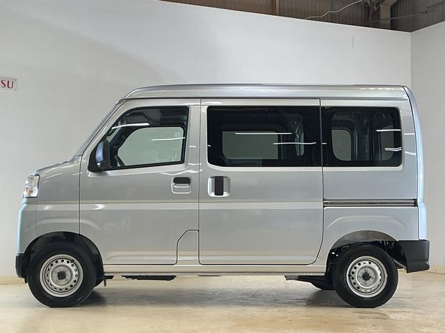 ハイゼットカーゴＤＸ　届出済み未使用車　ＣＶＴ車　ラジオ　コーナーセンサー届出済み未使用車　ＣＶＴ車　ラジオデッキ　コーナーセンサー　オートハイビーム　キーレスエントリー　スペアキー有り　オートライト　スマアシ　アイドリングストップ　横滑り防止装置　１２Ｖ電源ソケット（京都府）の中古車