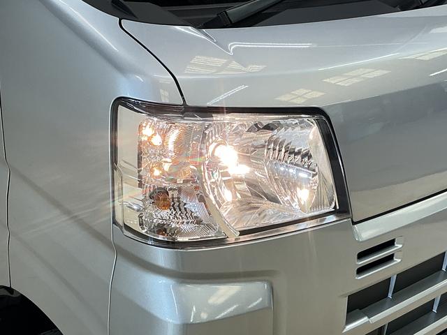 ハイゼットカーゴＤＸ　届出済み未使用車　ＣＶＴ車　ラジオ　コーナーセンサー届出済み未使用車　ＣＶＴ車　ラジオデッキ　コーナーセンサー　オートハイビーム　キーレスエントリー　スペアキー有り　オートライト　スマアシ　アイドリングストップ　横滑り防止装置　１２Ｖ電源ソケット（京都府）の中古車