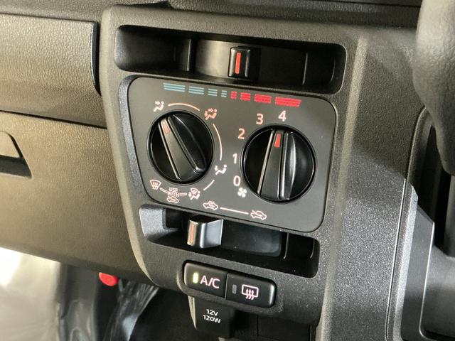 ハイゼットカーゴＤＸ　届出済み未使用車　ＣＶＴ車　ラジオ　コーナーセンサー届出済み未使用車　ＣＶＴ車　ラジオデッキ　コーナーセンサー　オートハイビーム　キーレスエントリー　スペアキー有り　オートライト　スマアシ　アイドリングストップ　横滑り防止装置　１２Ｖ電源ソケット（京都府）の中古車