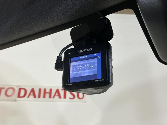 N−VANG・ホンダセンシング ワンオーナー ラジオ ドラレコ ETCワンオーナー ラジオデッキ ドライブレコーダー ETC アダプティブクルーズコントロール キーレスエントリー ドアバイザー スペアキー有り 横滑り防止装置 12V電源ソケット オールシーズンマット(京都府)の中古車