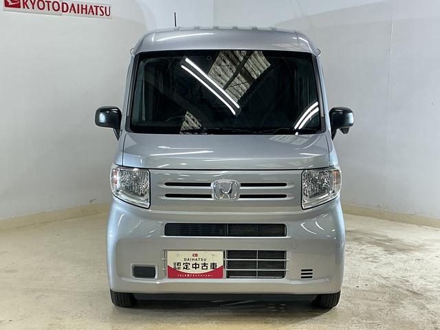N−VANG・ホンダセンシング ワンオーナー ラジオ ドラレコ ETCワンオーナー ラジオデッキ ドライブレコーダー ETC アダプティブクルーズコントロール キーレスエントリー ドアバイザー スペアキー有り 横滑り防止装置 12V電源ソケット オールシーズンマット(京都府)の中古車
