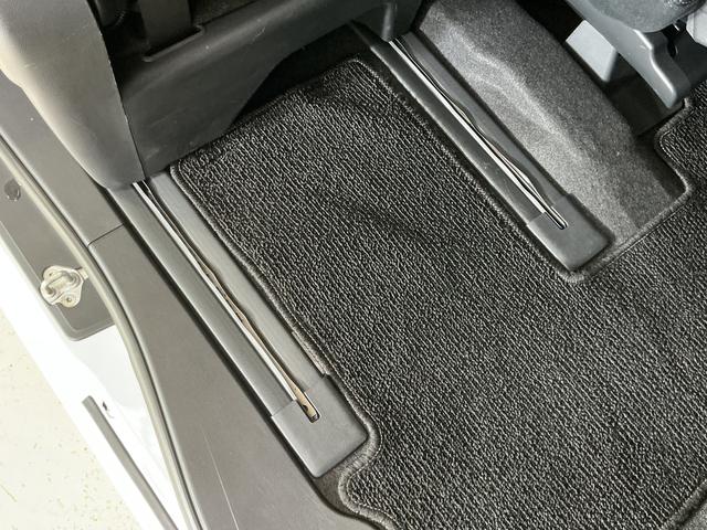 タントカスタムＸ　レンタカーアップ　ナビ　パノラマモニター　ＥＴＣレンタカーアップ　ナビＴＶ　パノラマモニター　ドライブレコーダー　ＥＴＣ　両側パワースライドドア　シートヒーター　コーナーセンサー　電動パーキングブレーキ　オートハイビーム　Ｂｌｕｅｔｏｏｔｈ（京都府）の中古車
