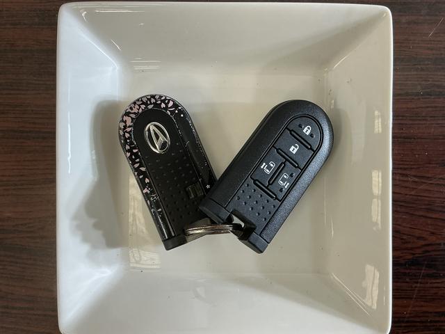 タントカスタムＲＳ　ワンオーナー　ナビ　前後ドラレコ　ＥＴＣワンオーナー　ナビ　バックカメラ　前後ドラレコ　ＥＴＣ　両側パワースライドドア　Ｂｌｕｅｔｏｏｔｈ　１５インチ純正アルミホイール　ＵＳＢ接続　ＤＶＤ再生　フルセグＴＶ　オートライト　スマートキー（京都府）の中古車