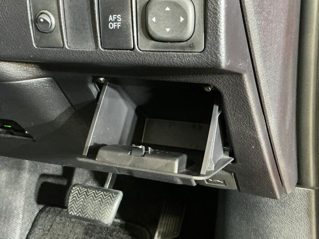 オーリス１８０Ｇ　Ｓパッケージ　ナビ　バックカメラ　ＥＴＣ　２ＷＤナビ　バックカメラ　ＥＴＣ　ワンセグチューナー　ブルートゥース対応　プッシュボタンエンジンスタート　アルミホイール　コーナーセンサー　オートライト　オートエアコン　ＨＩＤディスチャージヘッドライト（京都府）の中古車