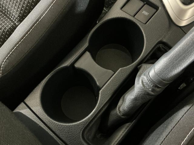 オーリス１８０Ｇ　Ｓパッケージ　ナビ　バックカメラ　ＥＴＣ　２ＷＤナビ　バックカメラ　ＥＴＣ　ワンセグチューナー　ブルートゥース対応　プッシュボタンエンジンスタート　アルミホイール　コーナーセンサー　オートライト　オートエアコン　ＨＩＤディスチャージヘッドライト（京都府）の中古車