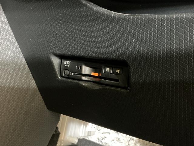 タントファンクロスターボリミテッド ワンオーナー バックカメラワンオーナー 9インチディスプレイオーディオ バックカメラ ETC 両側パワースライドドア アダプティブクルーズコントロール コーナーセンサー 電動パーキングブレーキ シートヒーター オートハイビーム(京都府)の中古車